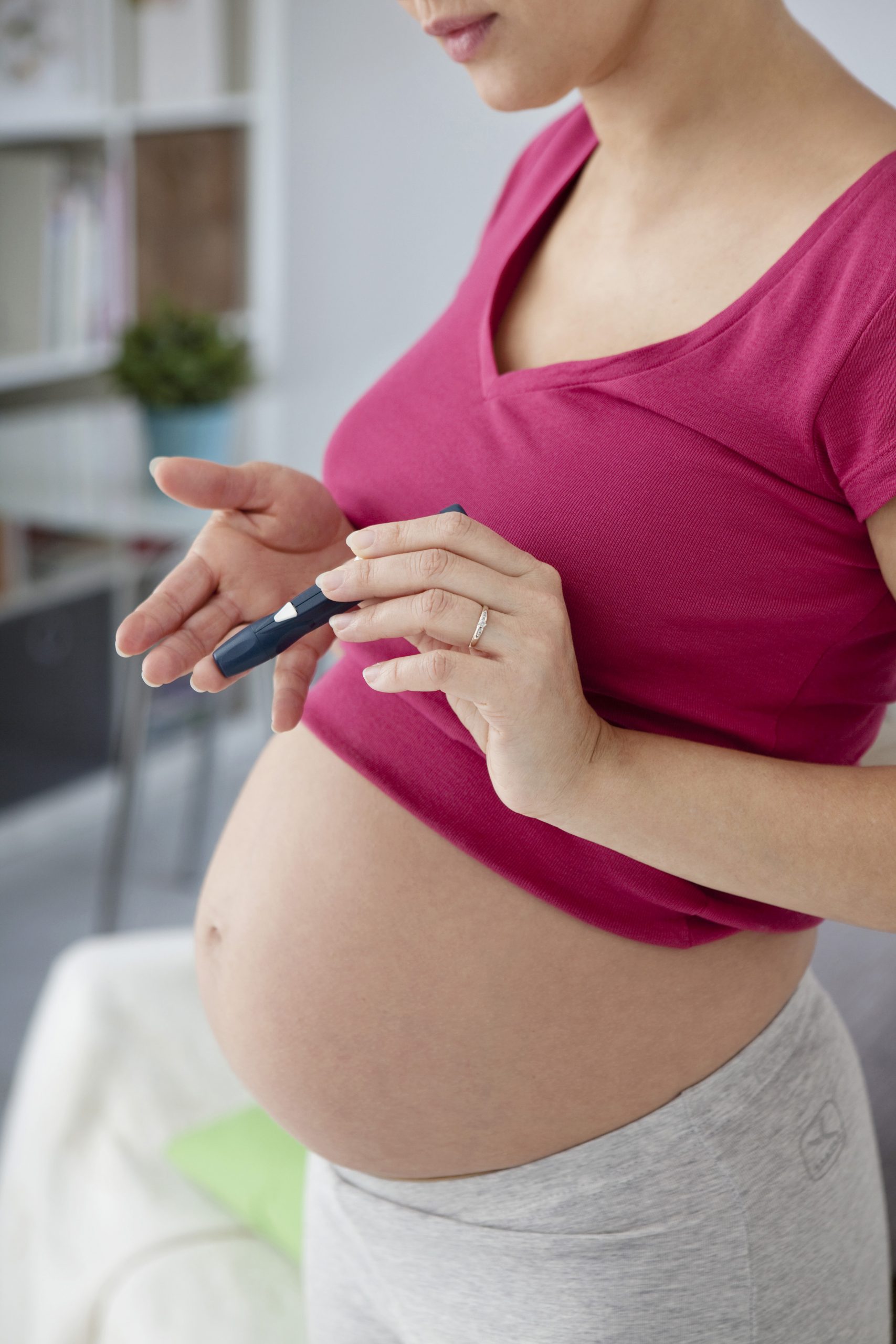 Woman with Gestational Diabetes- gestational diabetes and breastfeeding