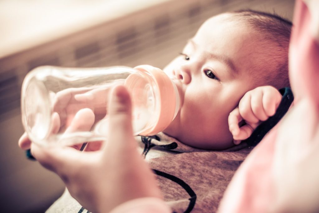 paced bottle feeding